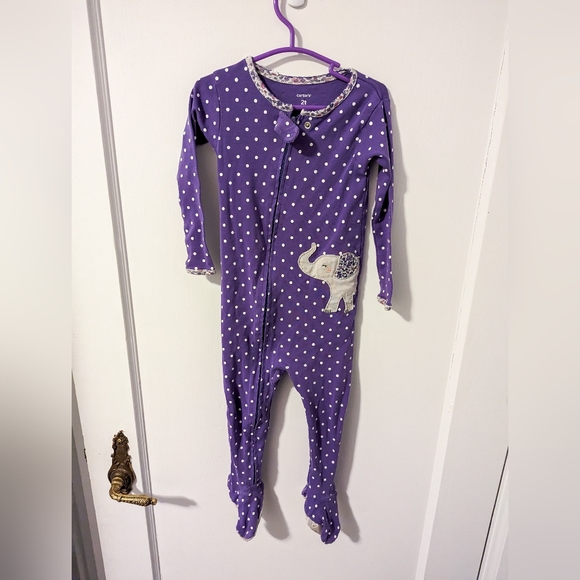 ✨3/$15 Carter's 2T Zipper Jammies - Picture 1 of 3